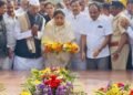 उपमुख्यमंत्री सुनेत्रा अजित पवार यांचा प्रितीसंगमावर यशवंतराव चव्हाण यांना भावपूर्ण अभिवादन