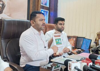 शिक्षकांचा आमदार शिक्षकच हवा’; सचिन सानप यांच्या विजयाचा मंगेश चिवटे यांना विश्वास!
